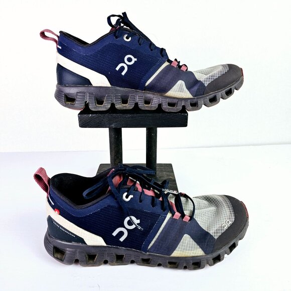 On Cloud X Shift Cloudtec Lightweight Women's Maroon & Navy Sneakers, Sz 6.5 - Picture 3 of 10